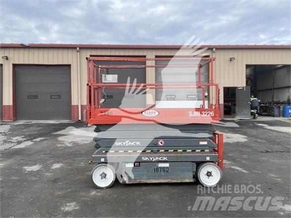 SkyJack SJ3226 Platforme foarfeca