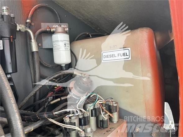 SkyJack SJ66T Nacele cu brat telescopic