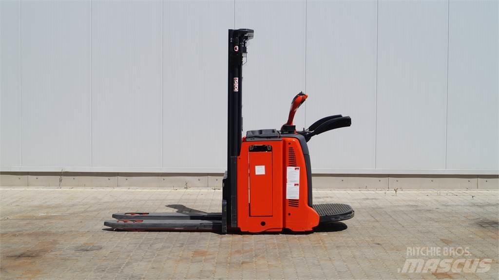 Linde D12AP Transpaleta manuala