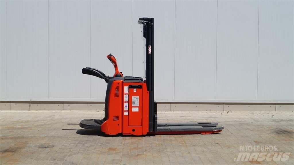 Linde D12AP Transpaleta manuala