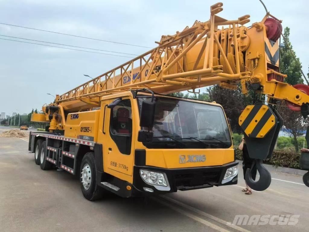 XCMG QY25K5-I Macara pentru orice teren
