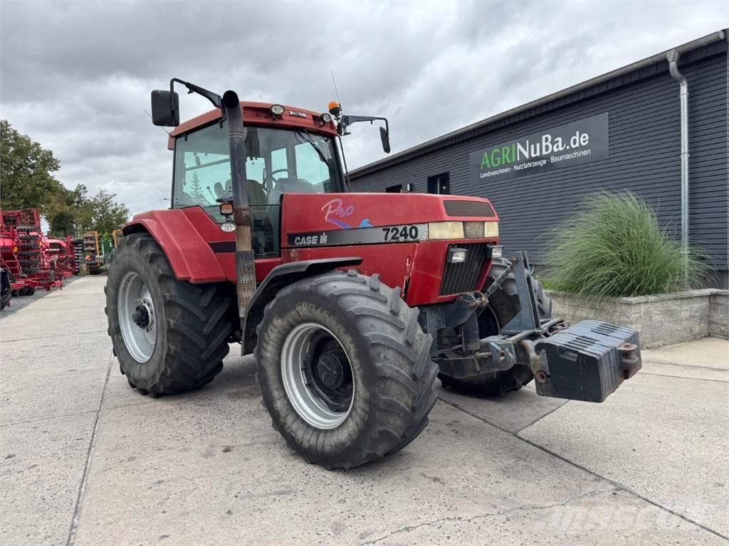 Case IH 7240 Pro Tractoare