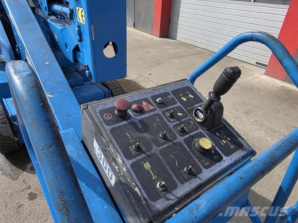 JLG N 40 E Nacele cu brat articulat