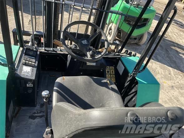 JCB 930 Masini de teren dificil