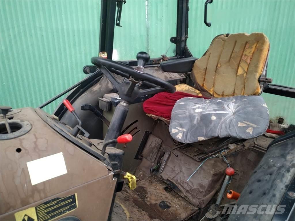 John Deere 1850 Tractoare