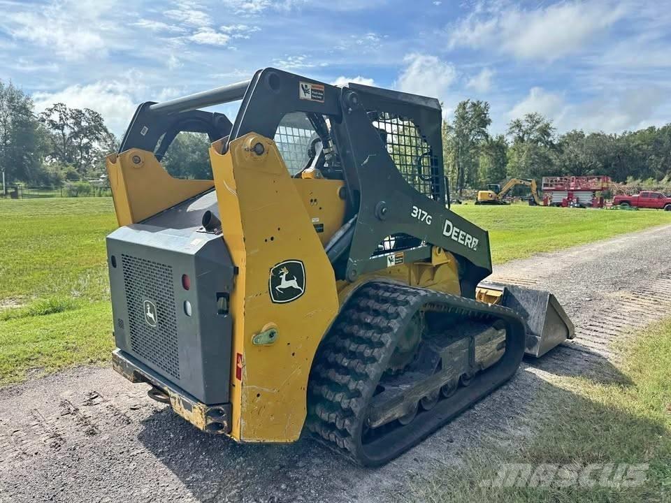 John Deere 317G Mini incarcator