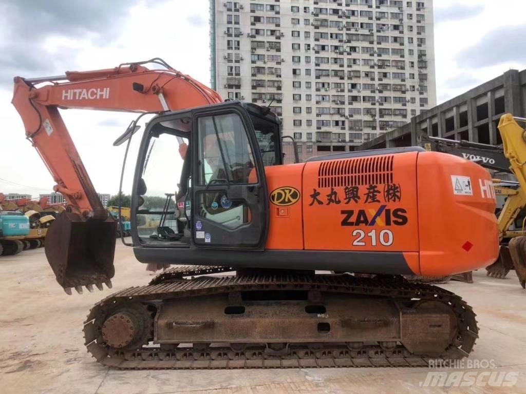 Hitachi ZX 210 Excavatoare pe șenile
