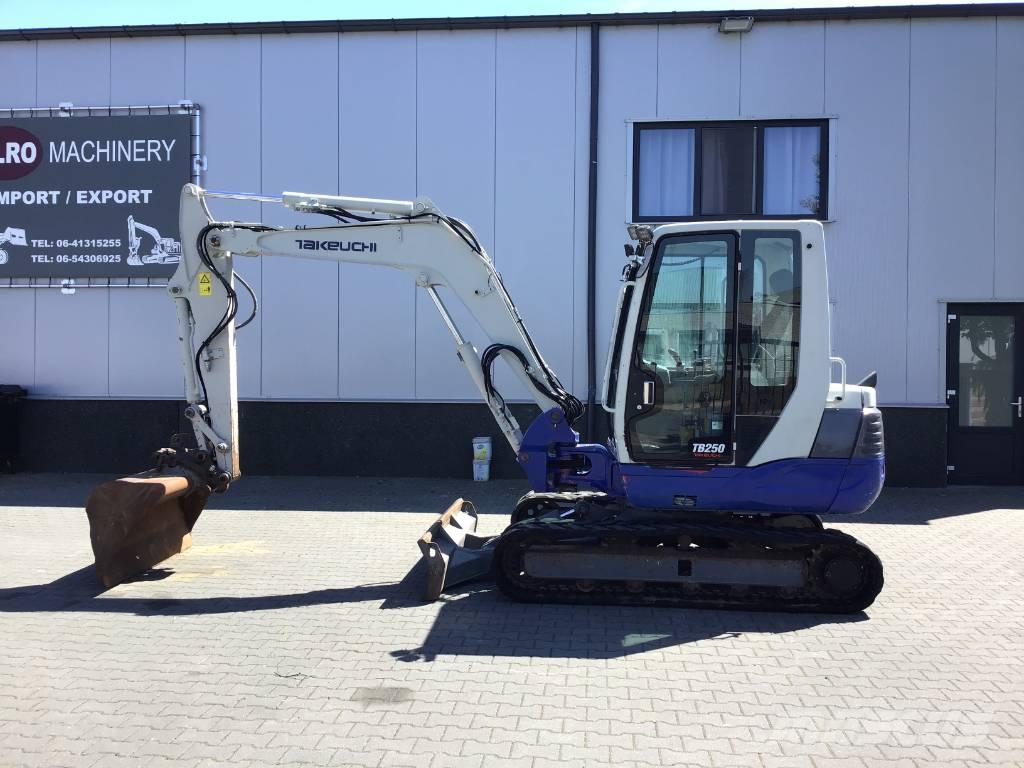 Takeuchi TB 250 Mini excavatoare < 7t