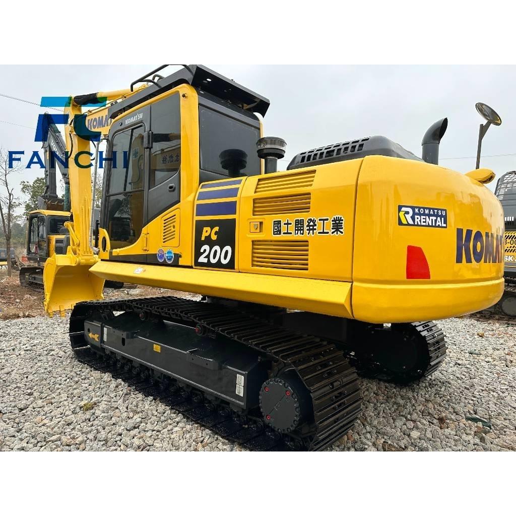 Komatsu 200-8 Excavatoare pe șenile
