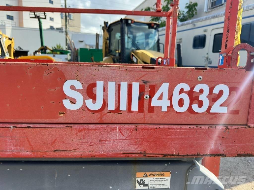 JLG 32 Lift Platforme foarfeca