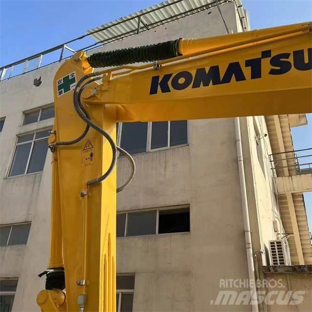 Komatsu PC 210-8 Excavatoare pe șenile
