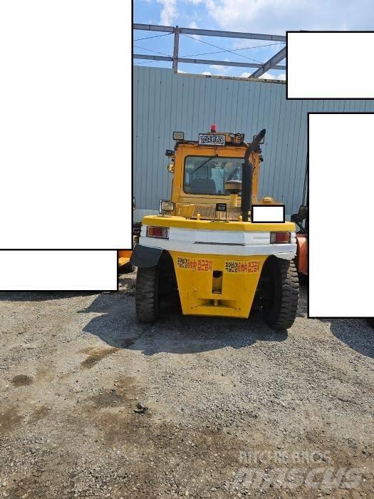 Hyundai 100D Strivuitoare-altele