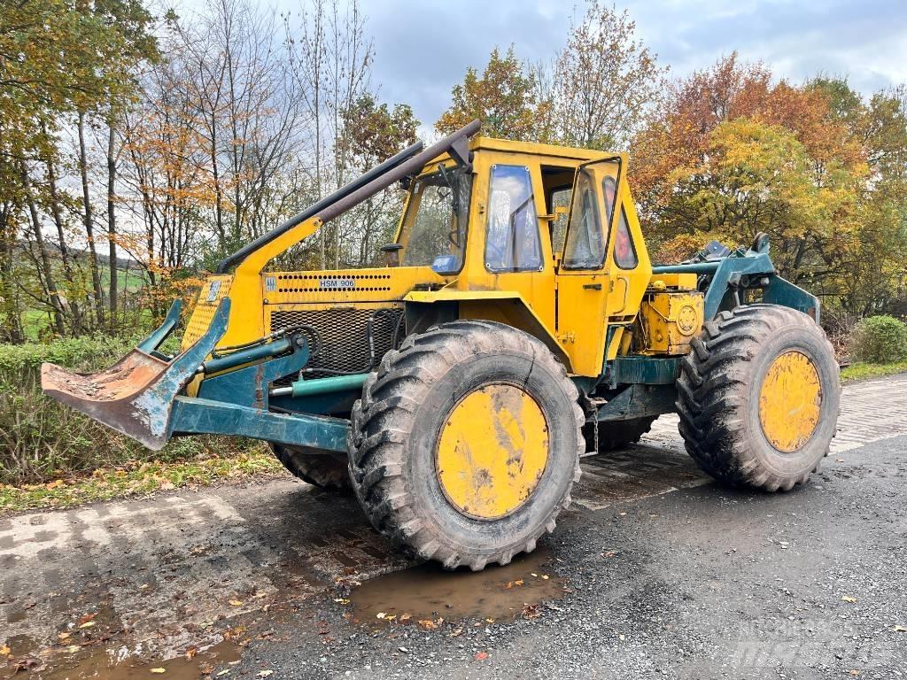 HSM 906 Tractoare forestiere