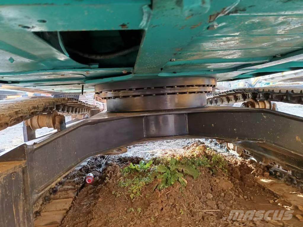 Kobelco SK 140 Excavatoare pe șenile
