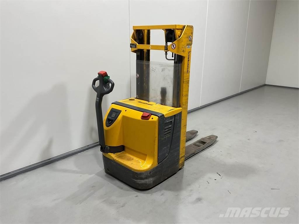 Jungheinrich EJC12 Transpaleti autopropulsanti