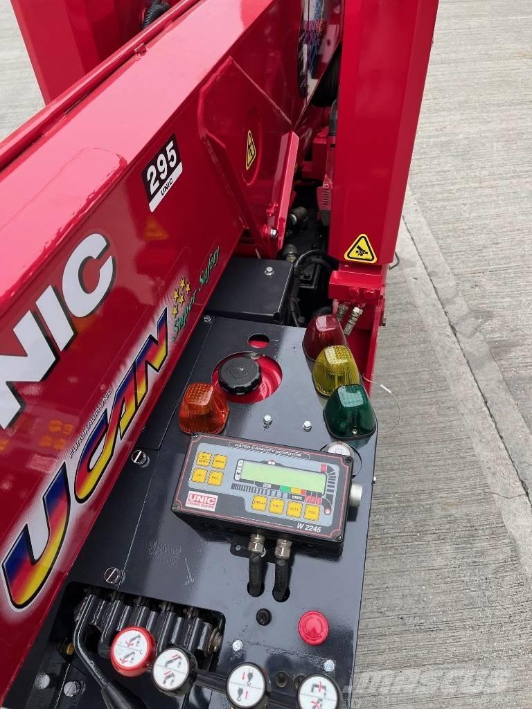 Unic URW 295 Mini macarale