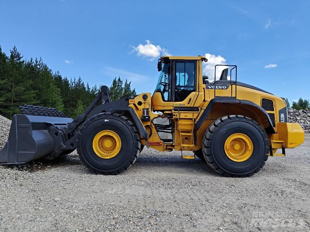 Volvo L220H Incarcator pe pneuri