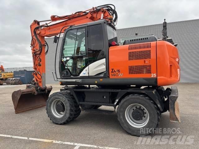 Hitachi ZX 140 W-5 Excavatoare cu roti