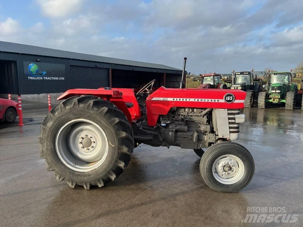 Massey Ferguson 165 Tractoare