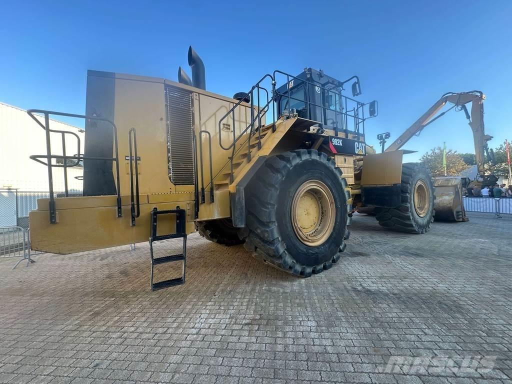 CAT 992K Incarcator pe pneuri