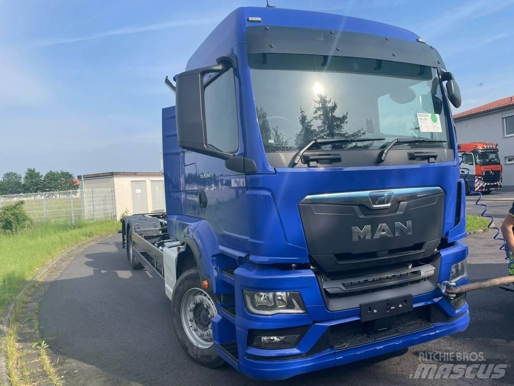 MAN TGS 26.360 Camion cabina sasiu