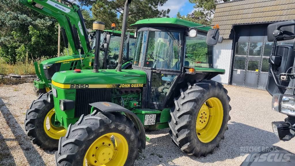John Deere 2250 Tractoare