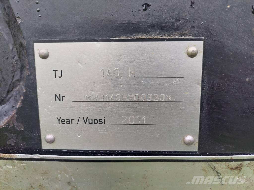 John Deere 770 D Combine forestiere