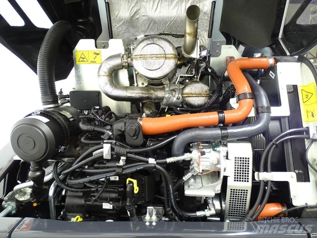 Yanmar V 120-5 Incarcator pe pneuri