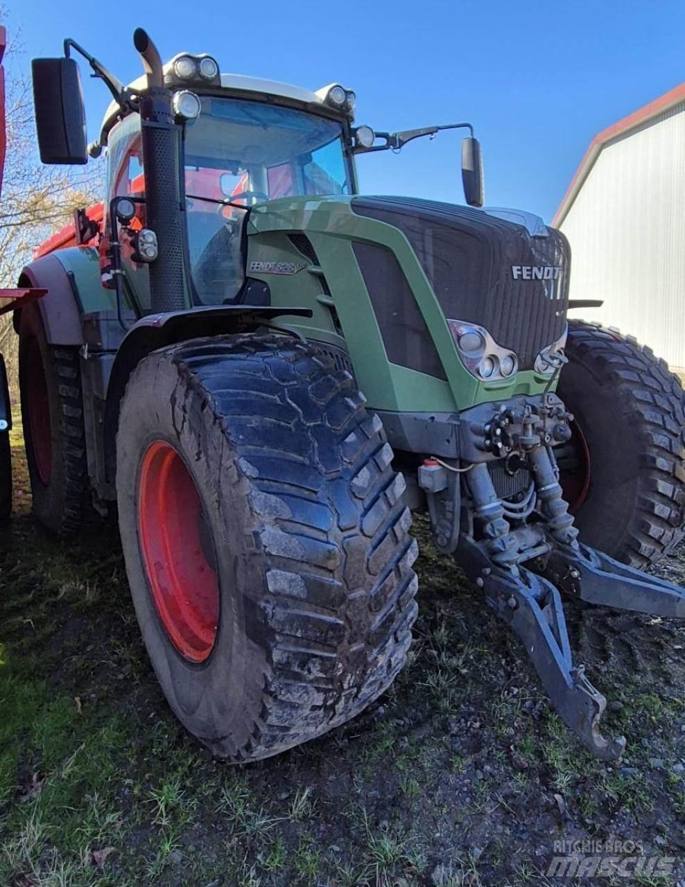 Fendt 828 Vario Tractoare