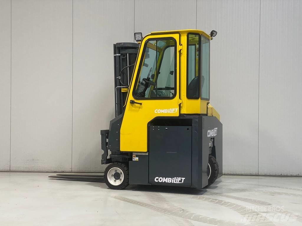 Combilift CBE2500 Stivuitoare cu patru brate