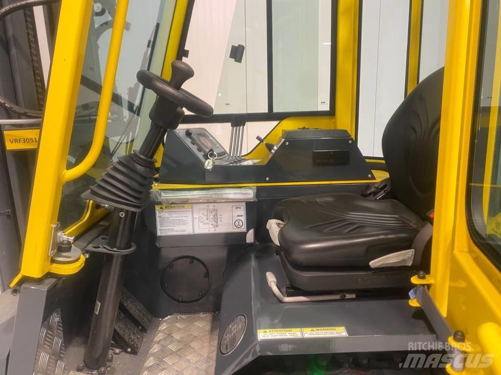 Combilift CBE2500 Stivuitoare cu patru brate
