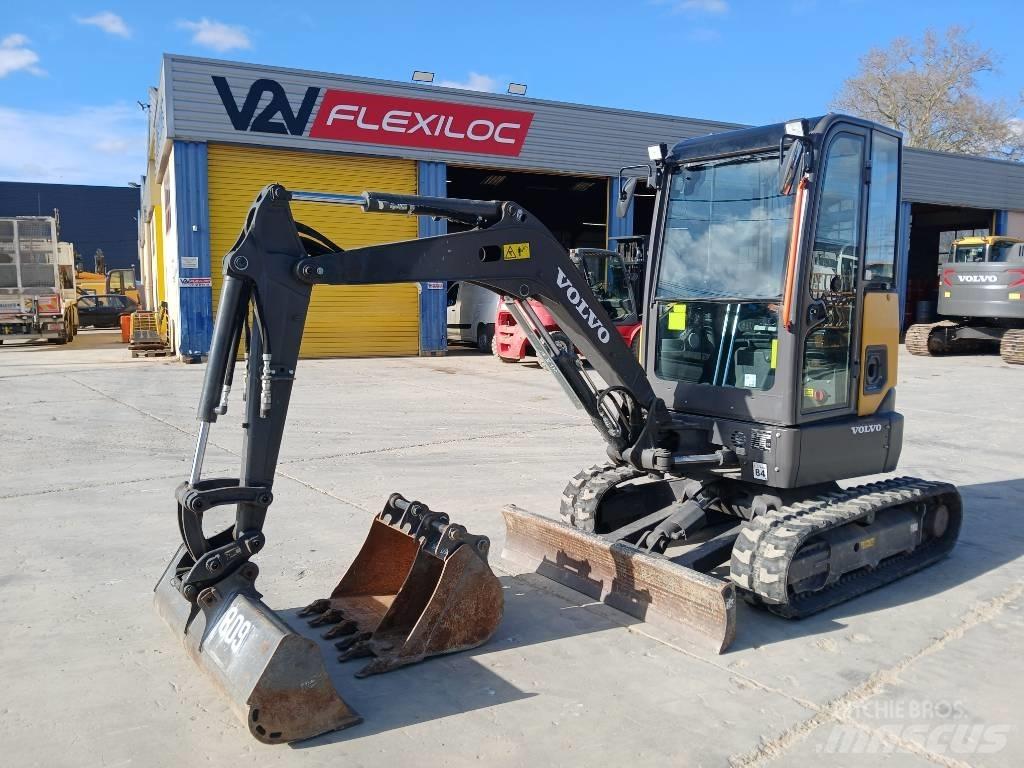 Volvo JECR25D Mini excavatoare < 7t