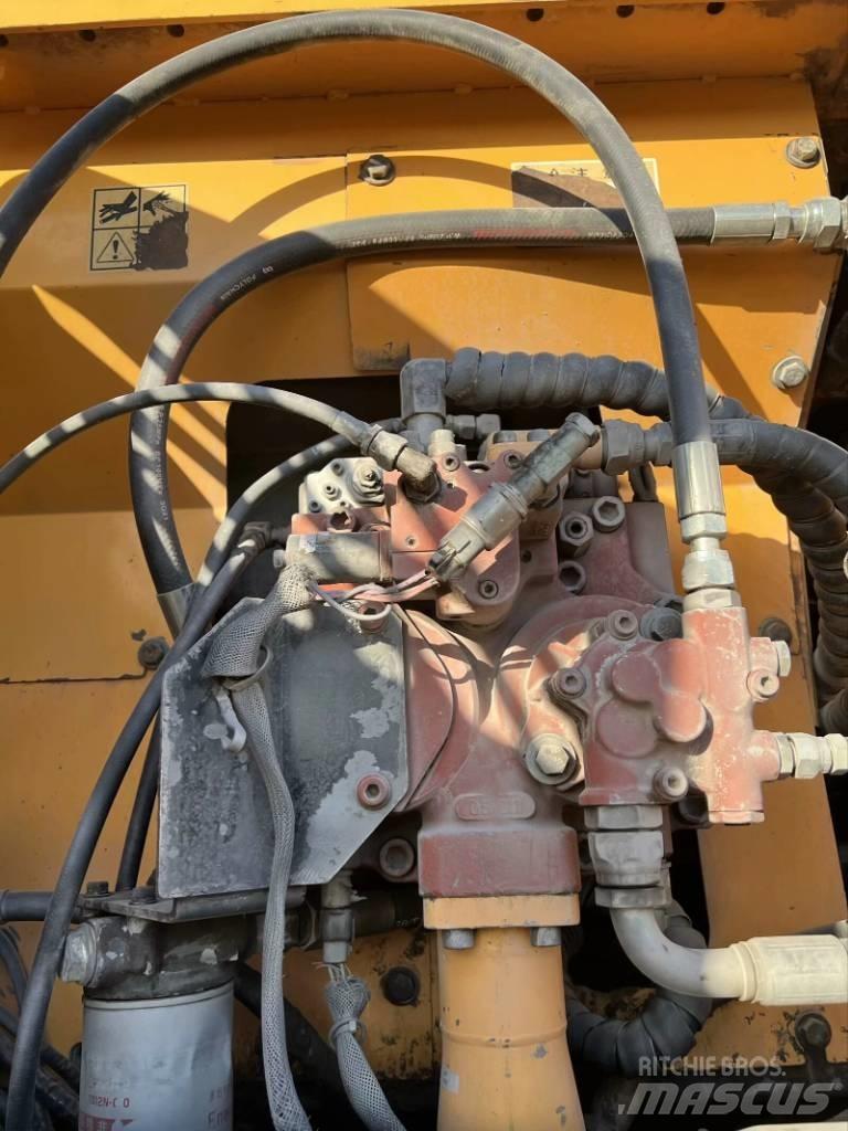 Hyundai R210W-9 Excavatoare cu roti