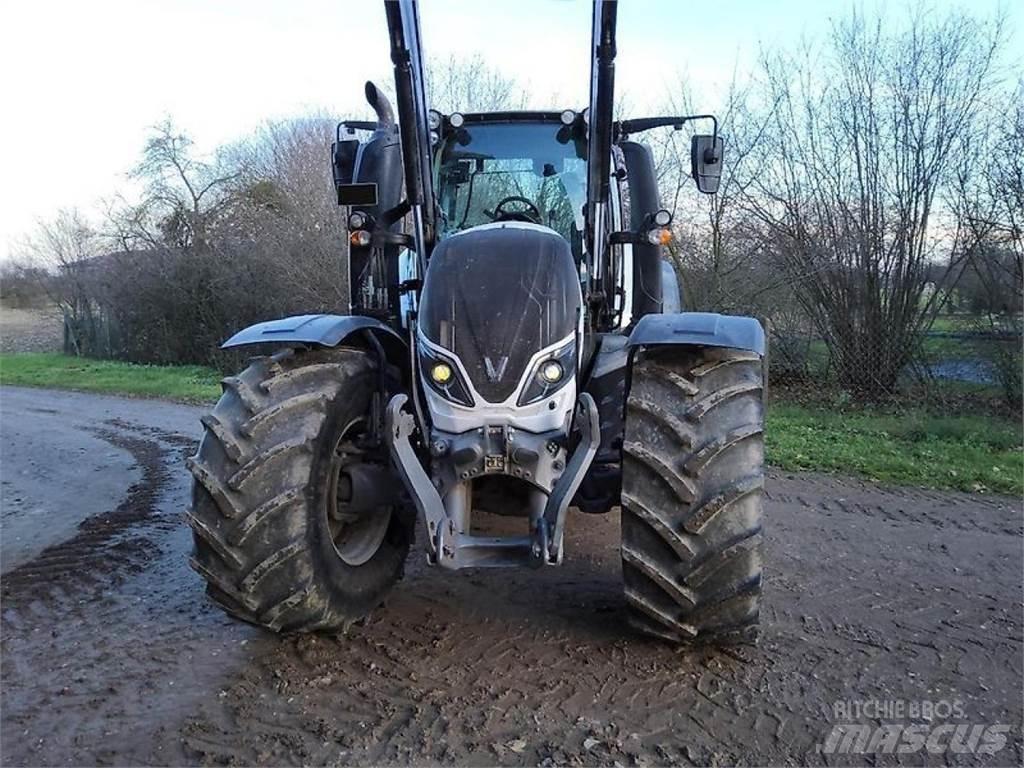 Valtra t 234 a Tractoare