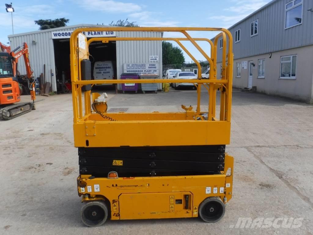 JCB S 1930 E Platforme foarfeca