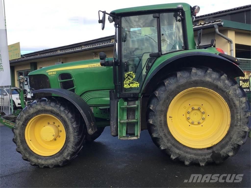 John Deere 6830 Tractoare