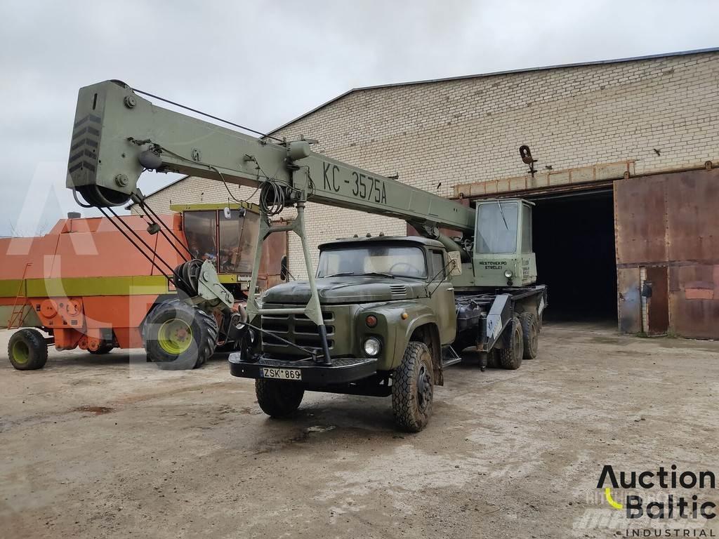 ZIL 133 Macara pentru orice teren