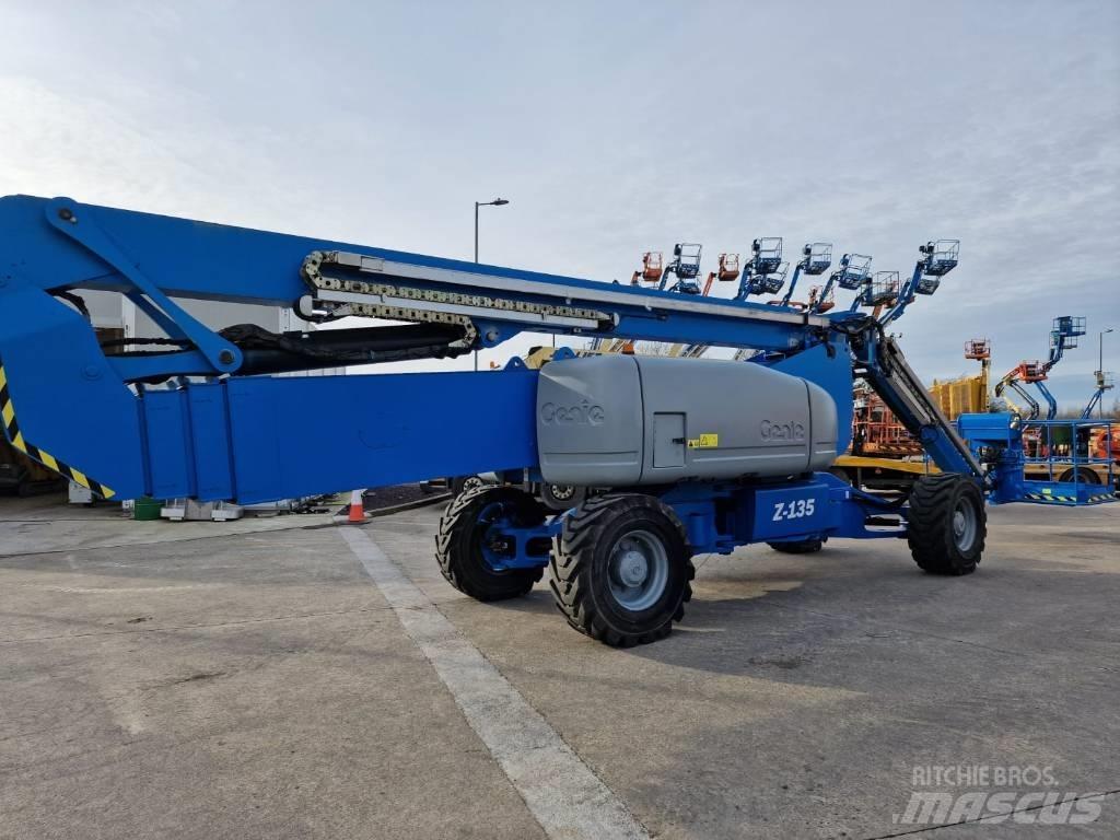 Genie Z 135/70 Nacele cu brat articulat