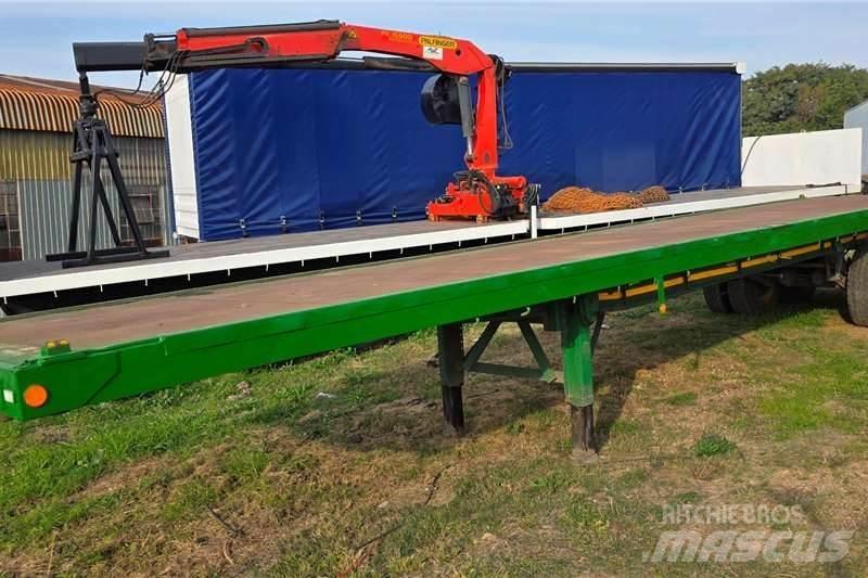  Custom 12.3m Alte remorci