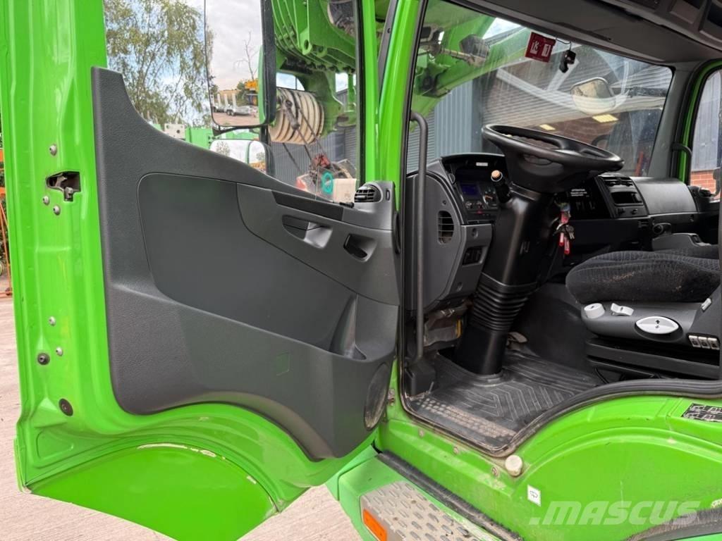Grove GMK 4100 L Macara pentru orice teren