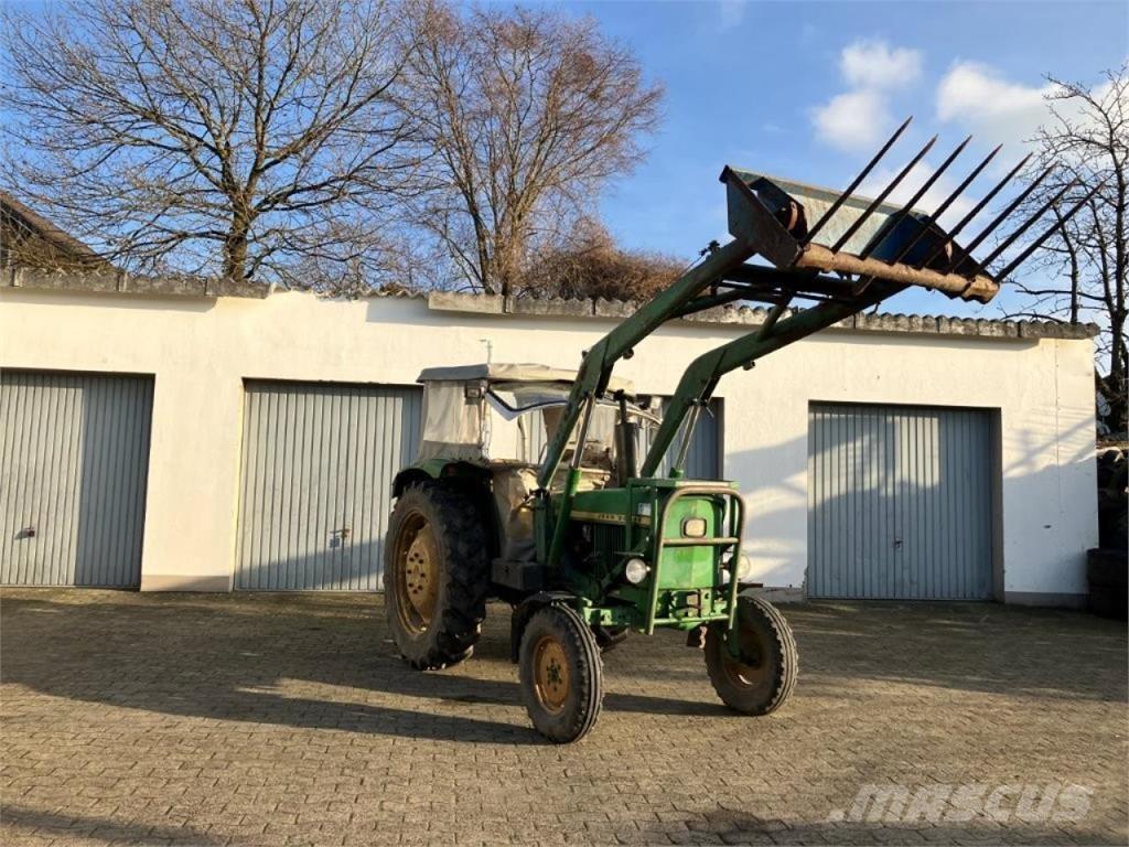 John Deere 1020 Tractoare
