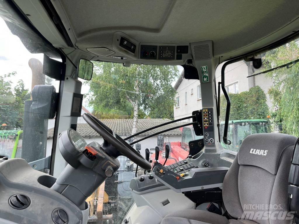 CLAAS AXION 800 CIS Tractoare