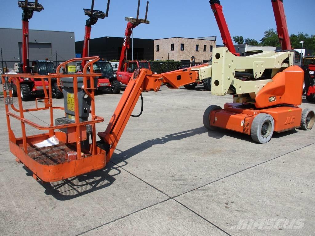 JLG E400 AJPN (146) Nacele compacte autopropulsante