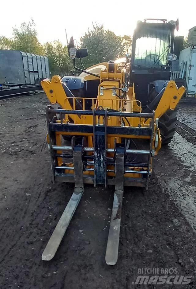 JCB 540-140 Stivuitoare telescopice