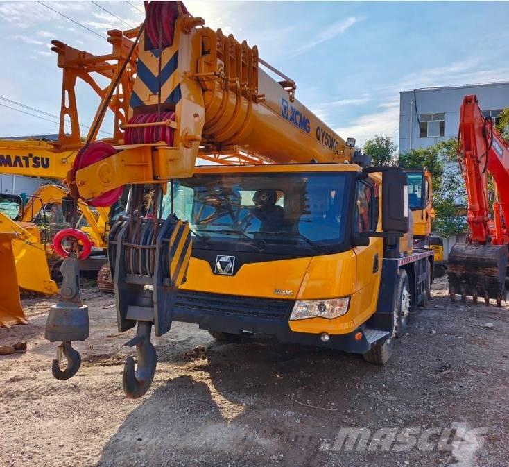 XCMG QY 50 KC Macara teren accidentat