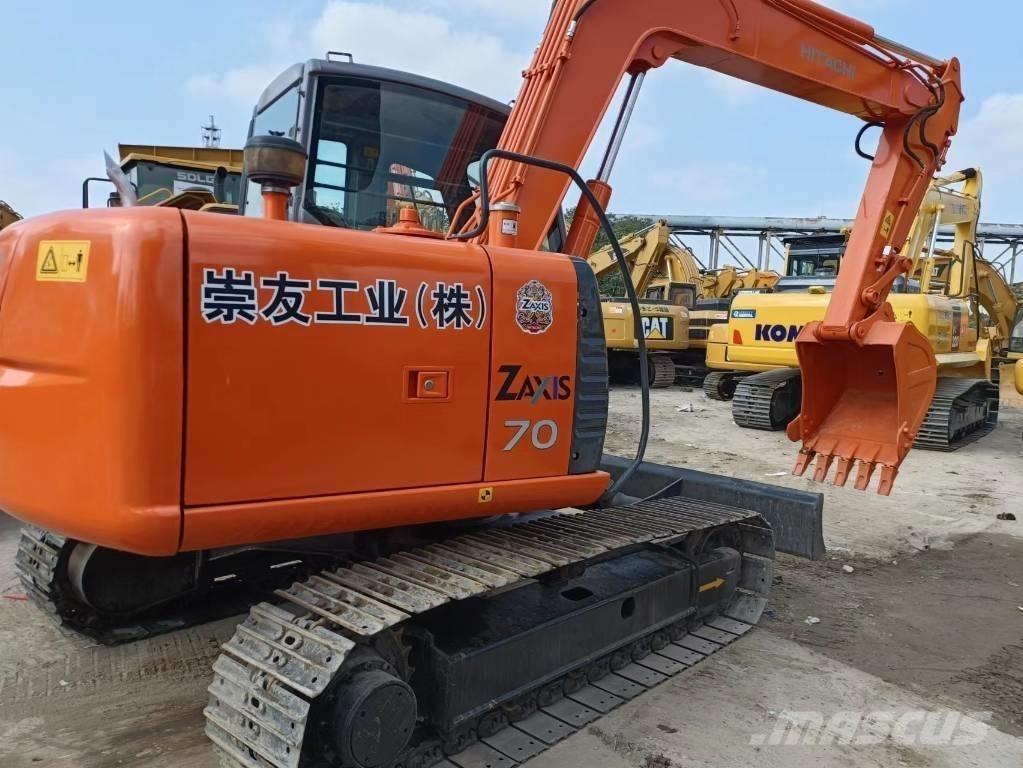 Hitachi ZX70 Mini excavatoare < 7t