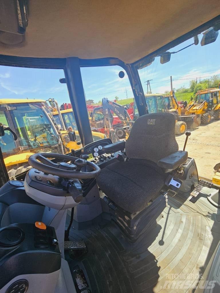 CAT 428 E Buldoexcavatoare