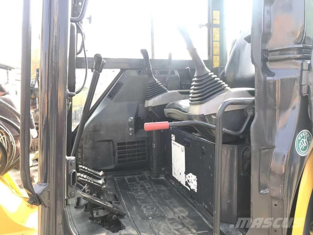 Komatsu PC 55 Excavatoare pe șenile
