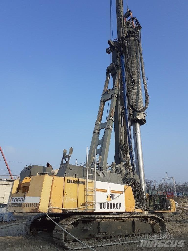Liebherr LRB255 Consolidare de santuri