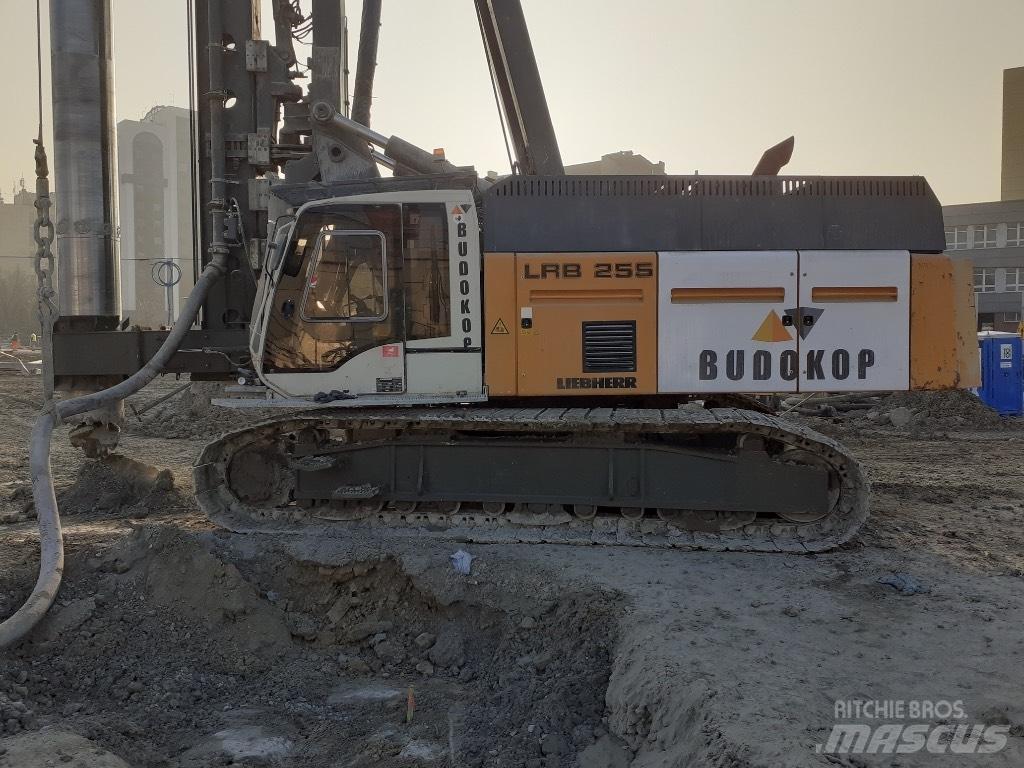 Liebherr LRB255 Consolidare de santuri